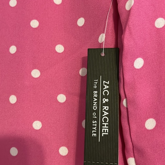 Brand new polka dots blouse - Picture 3 of 4